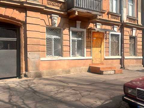коммерческая по адресу Базарная ул., 110