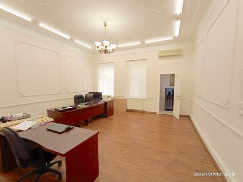 комерційна за адресою Велика Арнаутська вул., 121