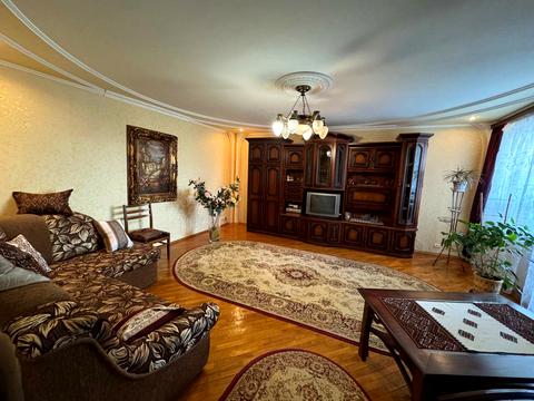 квартира за адресою Вишневецького бульв., 1