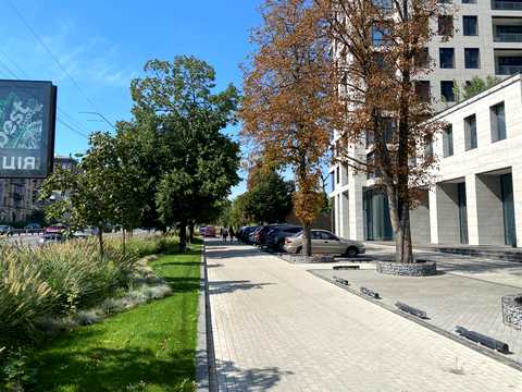 комерційна за адресою Берестейський просп. (Перемоги), 42