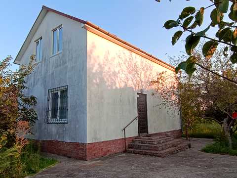 будинок за адресою Центральна, 14