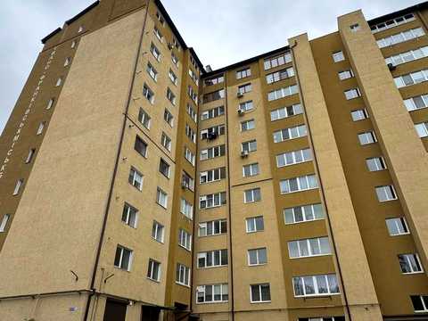 квартира за адресою Чорновола вул., 128-А