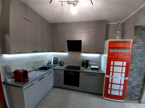 квартира за адресою Анни Ахматової вул., 35-Б