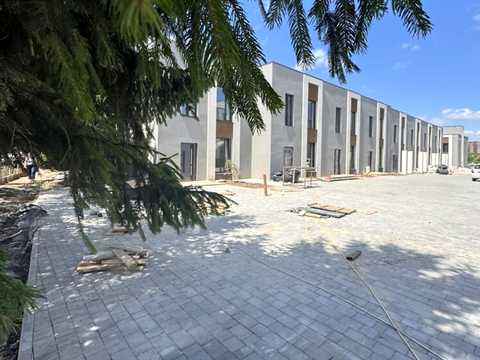 будинок за адресою Подільська вул., 1