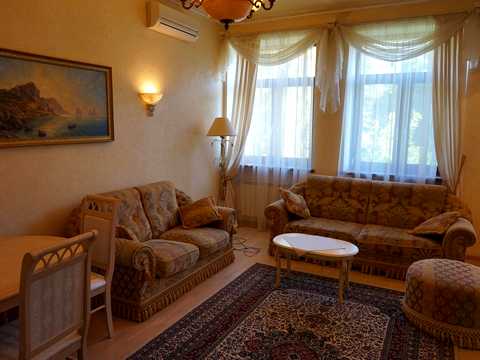 квартира за адресою Гетьмана Павла Скоропадського вул. (Льва Толстого), 15