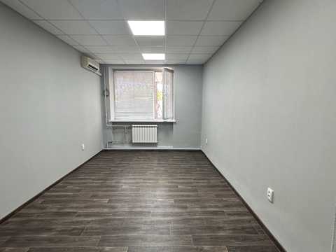 коммерческая по адресу Богдана Хмельницкого ул., 16