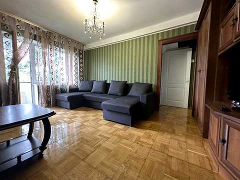 квартира за адресою Верховної Ради бульв., 16