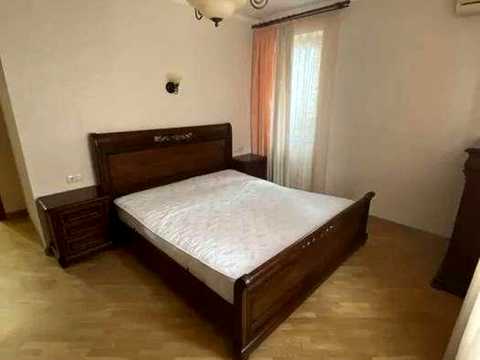 квартира за адресою Срібнокільська вул., 22