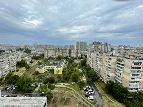 квартира по адресу Ревуцкого ул., 23