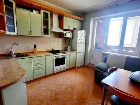 квартира по адресу Леся Курбаса просп., 7-А