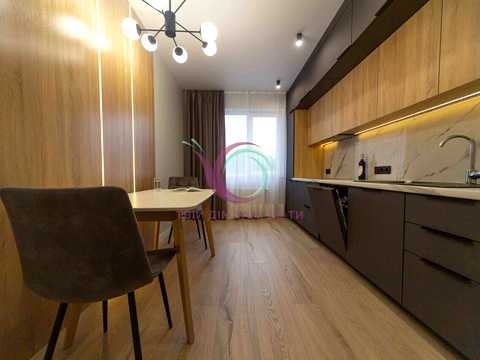 квартира за адресою Новопольова вул., 2