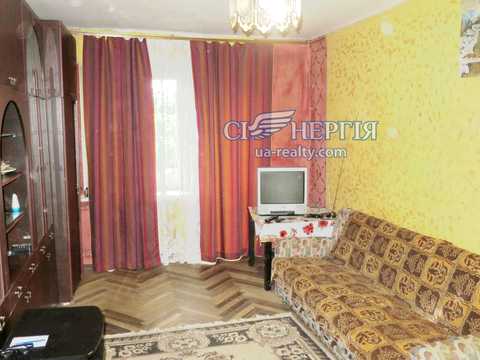 квартира за адресою Салютна вул., 13