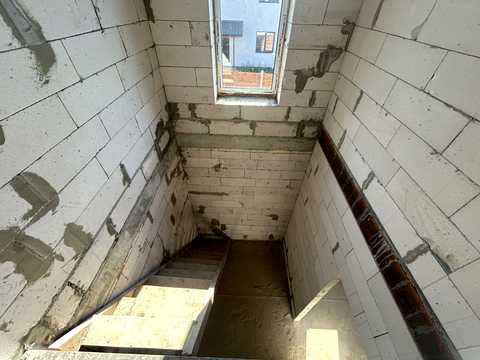 будинок за адресою Лугова, 1