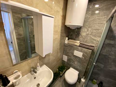 квартира за адресою Середньофонтанська вул., 53/55