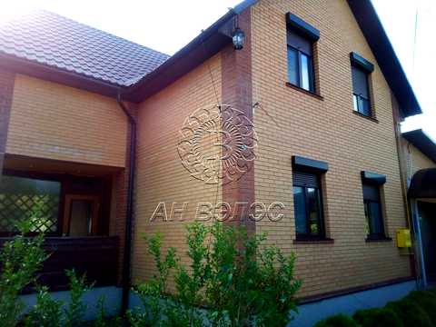 будинок за адресою Набережна, 11