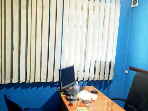 комерційна за адресою Богдана Хмельницького просп. (Героїв Сталінграда), 18