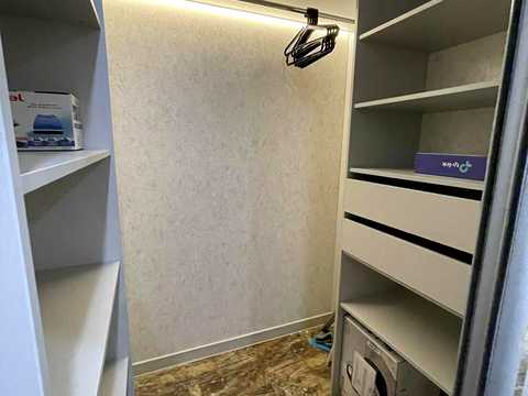 квартира за адресою Ревуцького вул., 40-В