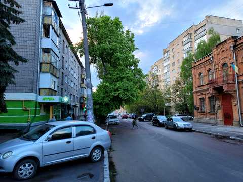 квартира по адресу Лесі Українки ул.