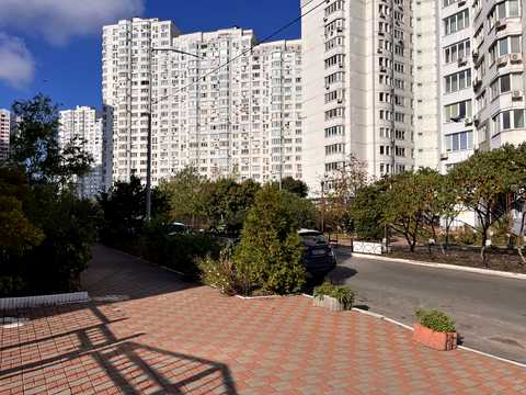 квартира по адресу Миколы Бажана просп., 13