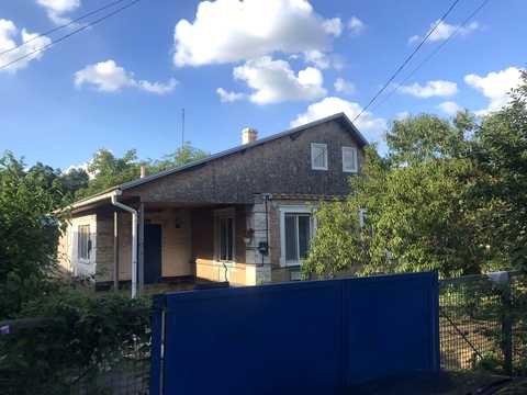 будинок за адресою Першотравнева