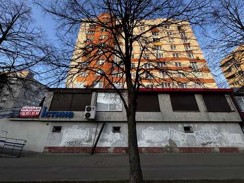 комерційна за адресою Наукова вул., 12-А