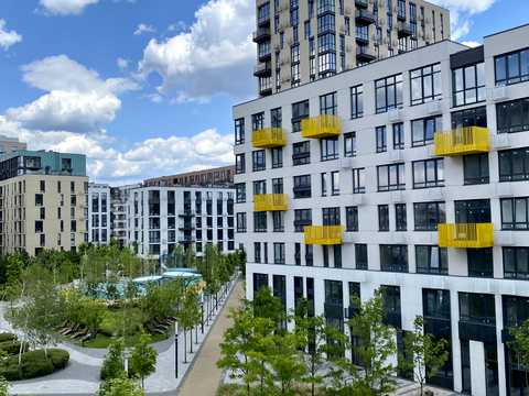 квартира за адресою Салютна вул., 2к23