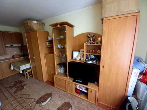 кімната за адресою комарова, 9а