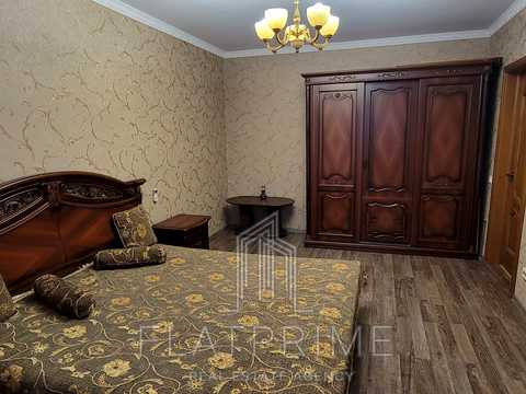 квартира по адресу Ревуцкого ул., 18