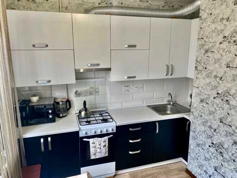 квартира за адресою Безручка, 1а