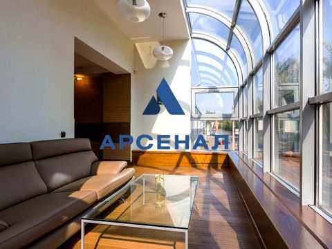 комерційна за адресою Складська вул., 6