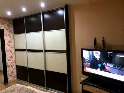 квартира за адресою Богоявленська вул. (Черняка), 26