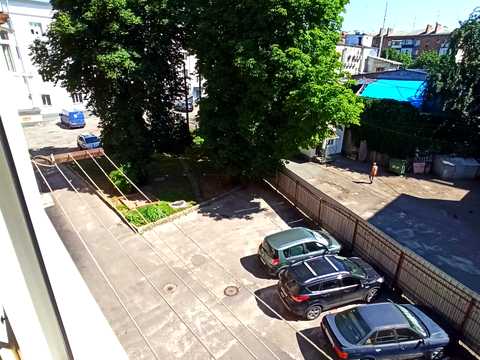 квартира за адресою Перемоги вул., 4