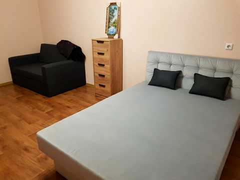 квартира за адресою Сергія Данченка вул., 3