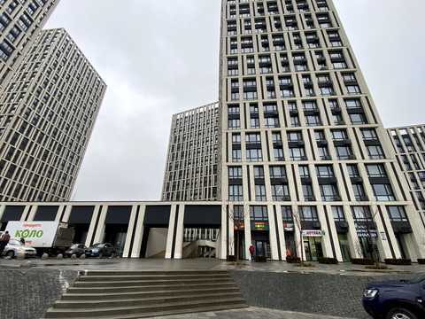 квартира за адресою Зарічна вул., 2