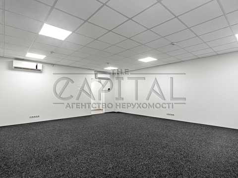 комерційна за адресою Спаська вул., 5