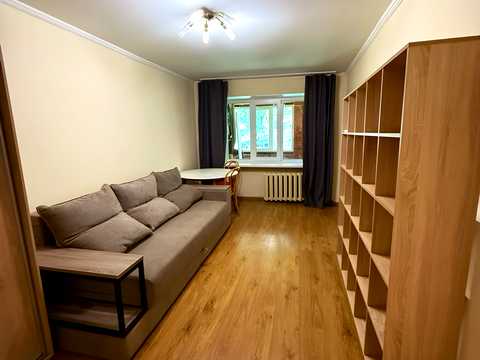 квартира за адресою Парково-Сирецька вул. (Тимофія Шамрила), 5-А