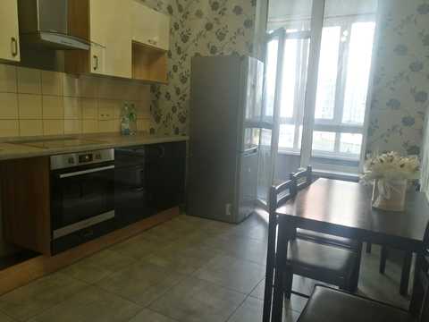 квартира за адресою Каховська вул., 62