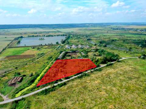 участок по адресу Звенигородська