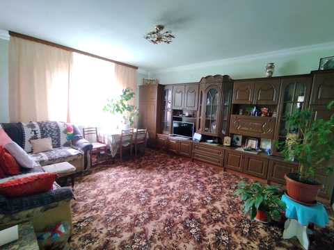 будинок за адресою с. Нові Петрівці, Щаслива вул.