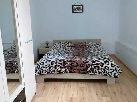 квартира за адресою Шляхетна вул. (Петровського), 16