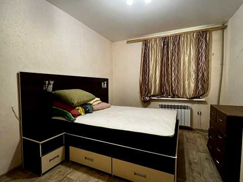 квартира за адресою Архітектурна вул. (Комунарна), 8