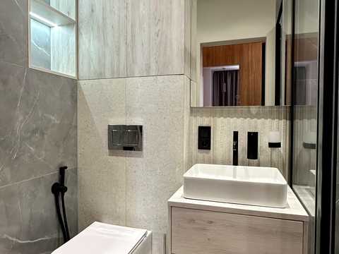 квартира за адресою Салютна вул., 2к10