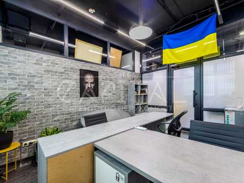 комерційна за адресою Глибочицька вул., 32-В