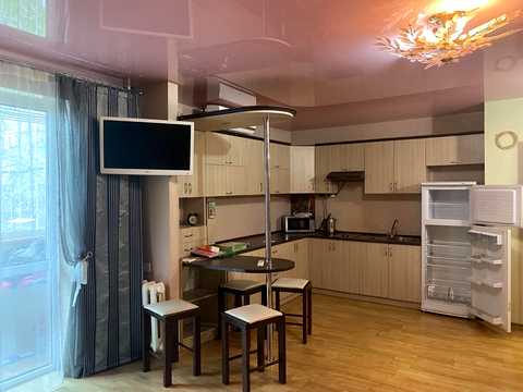 квартира за адресою Героїв УПА вул. (Гвардійська), 7