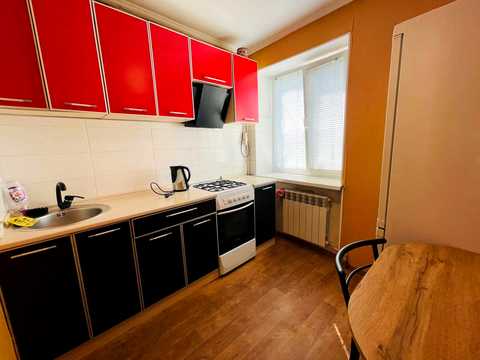 квартира за адресою Зернова вул., 53