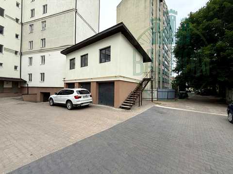 коммерческая по адресу Гарбарская ул., 14