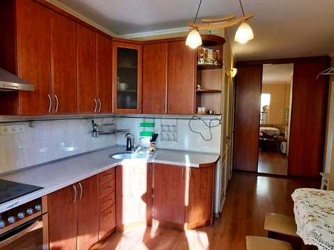 квартира за адресою Каштанова вул., 8-Б