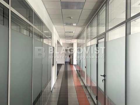 комерційна за адресою Спортивна пл., 3