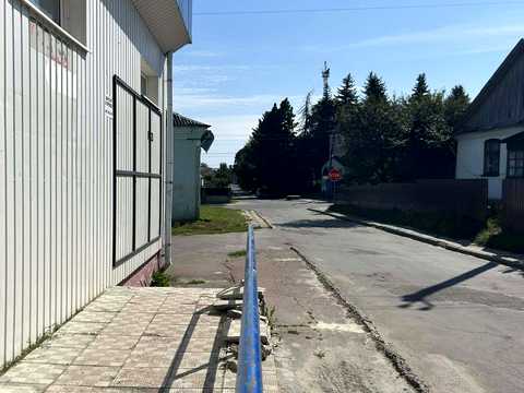 комерційна за адресою Шевченка вул., 7