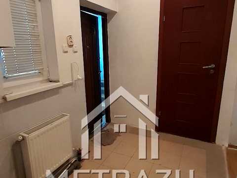 квартира за адресою Зброярська вул. (Малиновського), 8